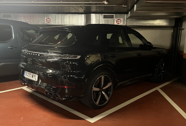 Porsche 9YA Cayenne Turbo E-Hybrid