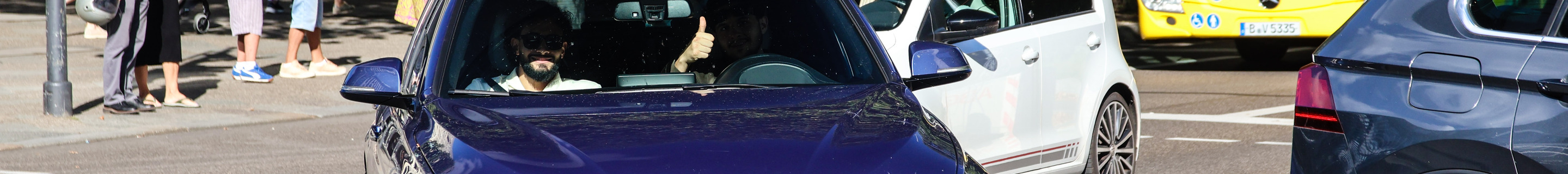 Alpina B3 BiTurbo Sedan 2013