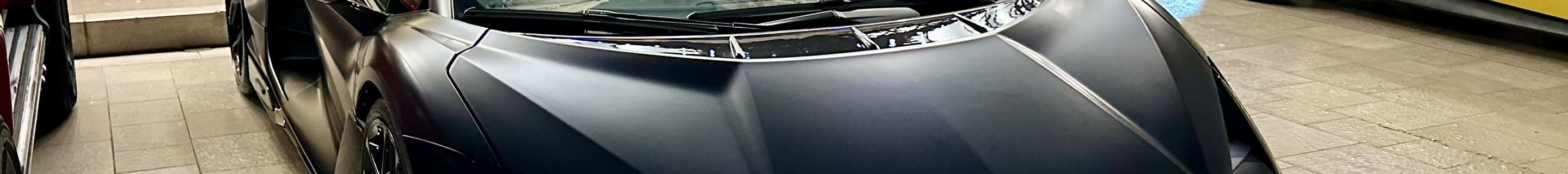 Lamborghini Revuelto