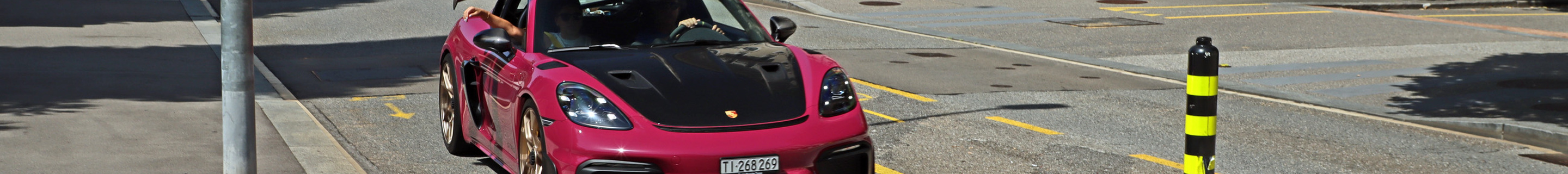 Porsche 718 Cayman GT4 RS Weissach Package