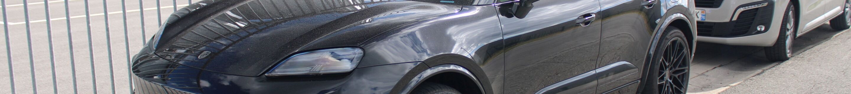 Porsche Macan EV Turbo