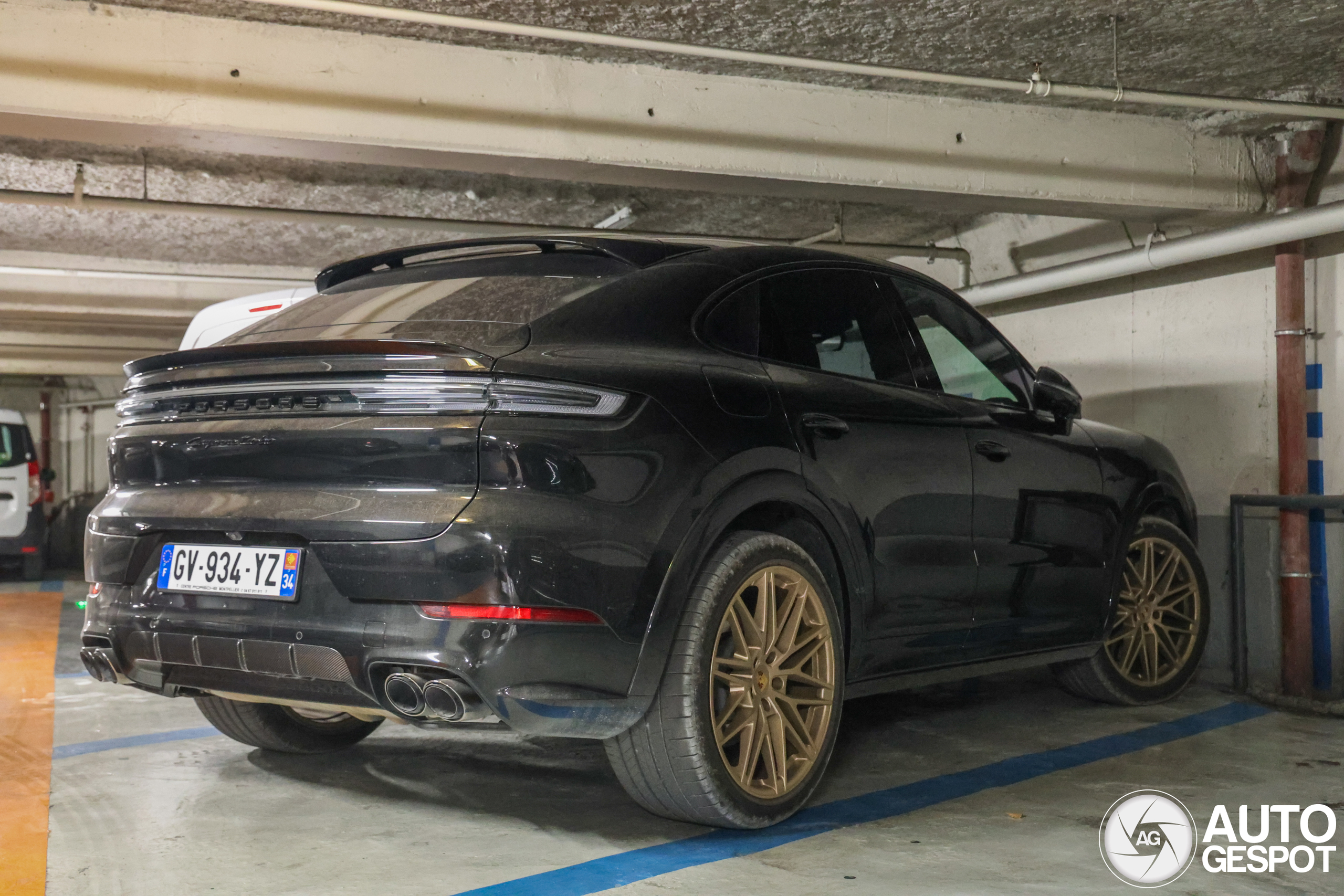 Porsche Cayenne Coupé Turbo E-Hybrid
