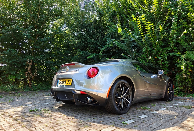 Alfa Romeo 4C Coupé
