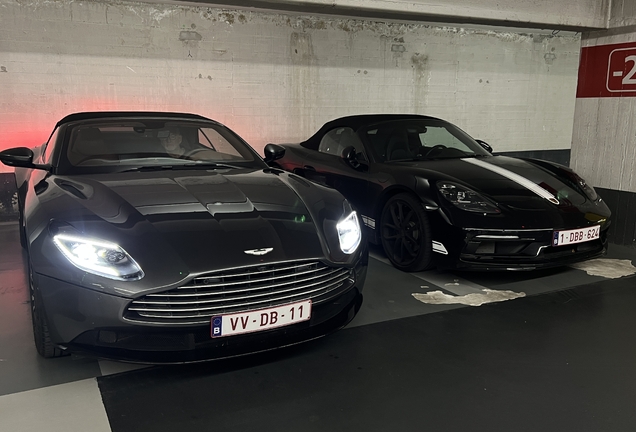 Aston Martin DB11 V8 Volante