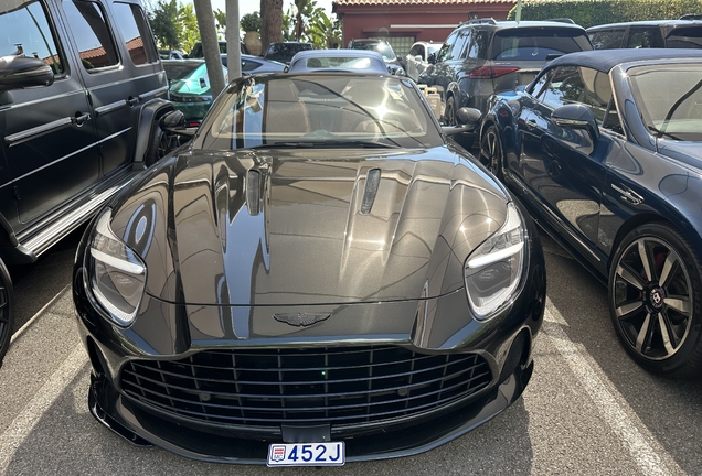 Aston Martin DB12 Volante