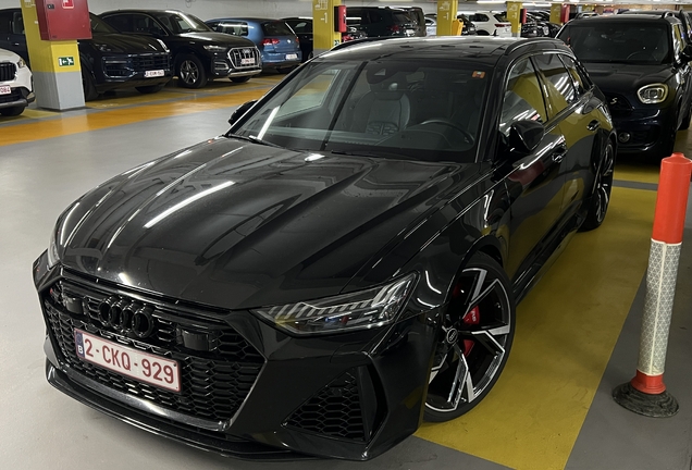 Audi RS6 Avant C8