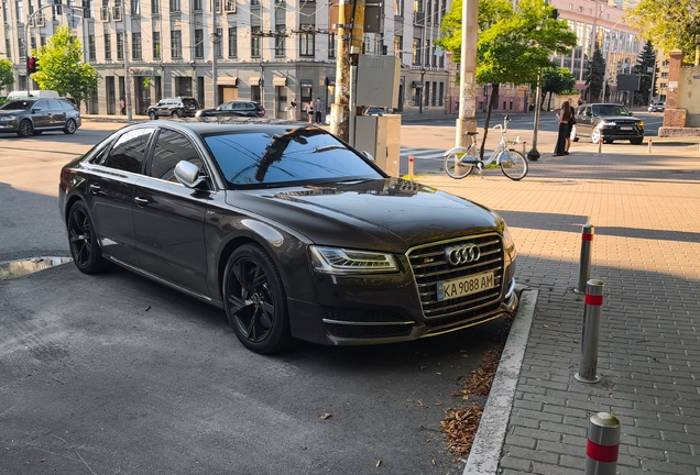 Audi S8 D4 2014