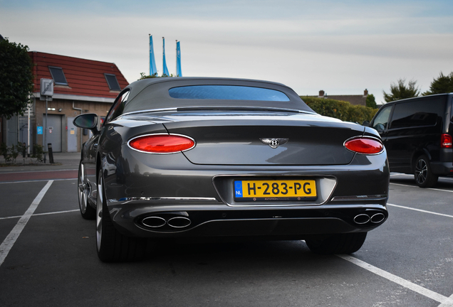 Bentley Continental GTC V8 2020