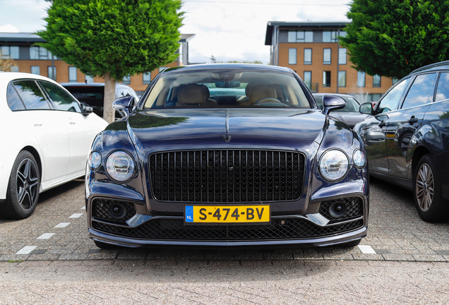 Bentley Flying Spur Hybrid Azure