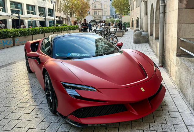 Ferrari SF90 Spider