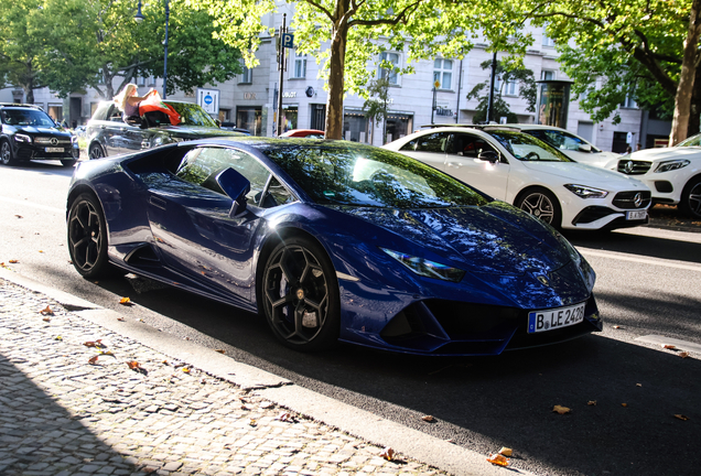 Lamborghini Huracán LP640-4 EVO