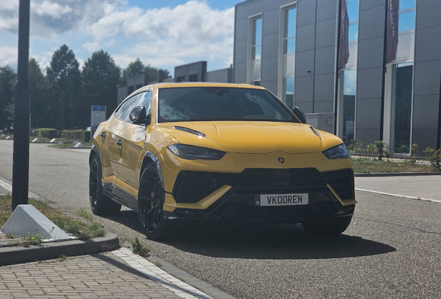 Lamborghini Urus Performante