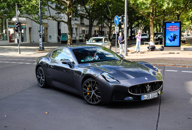 Maserati GranTurismo Modena 2023