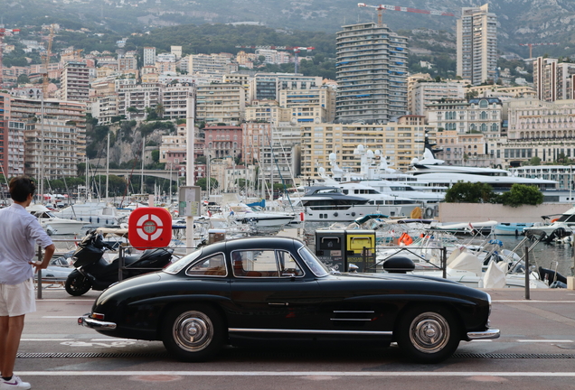 Mercedes-Benz 300SL Gullwing