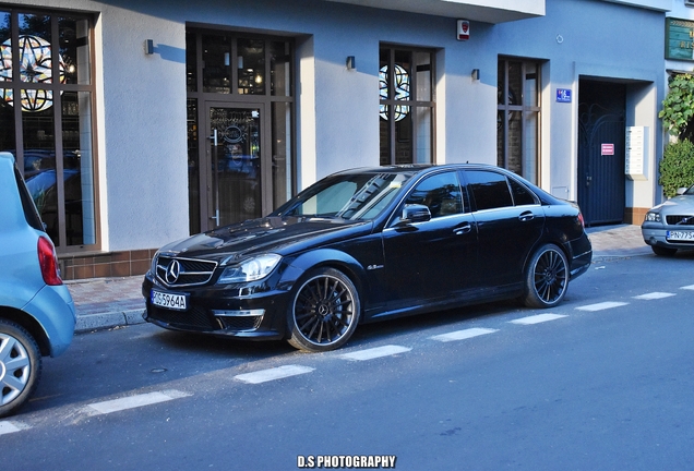 Mercedes-Benz C 63 AMG W204 2012