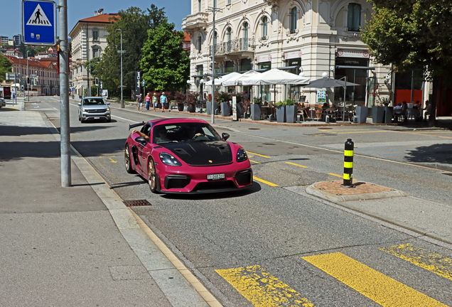 Porsche 718 Cayman GT4 RS Weissach Package