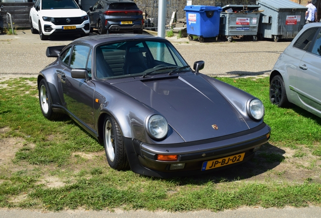 Porsche 930 Turbo