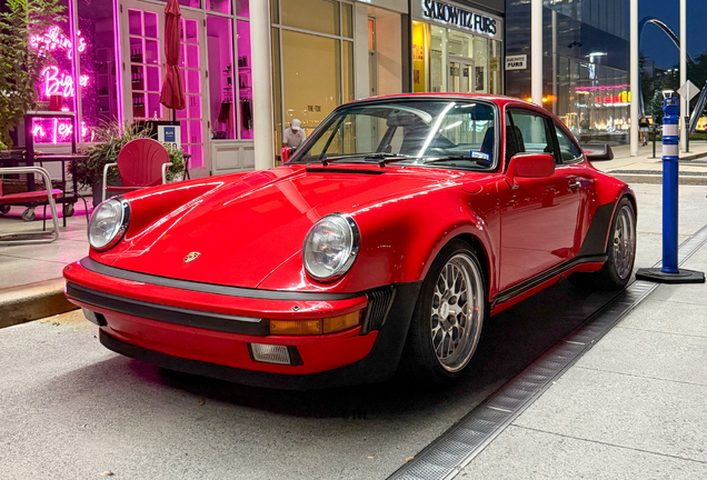 Porsche 930 Turbo