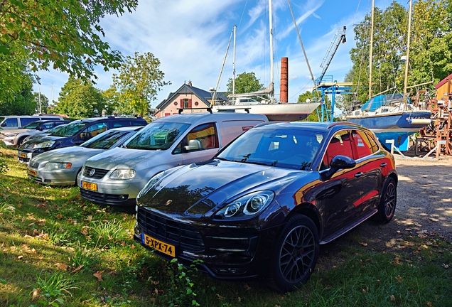 Porsche 95B Macan Turbo MkI