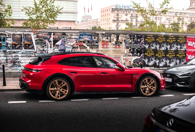 Porsche Taycan Turbo S Cross Turismo MkI