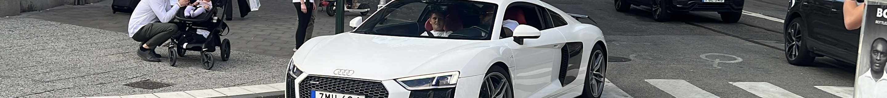 Audi R8 V10 Plus 2015