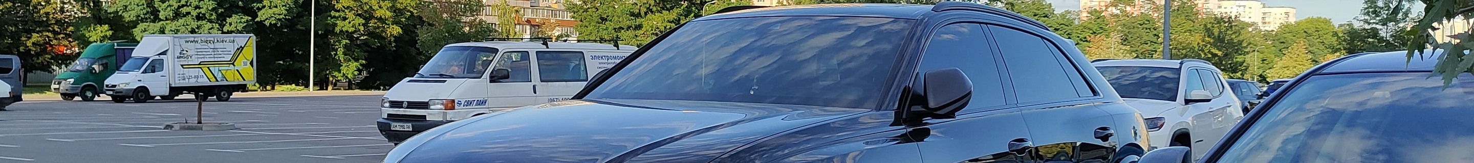 Audi RS Q8 2024