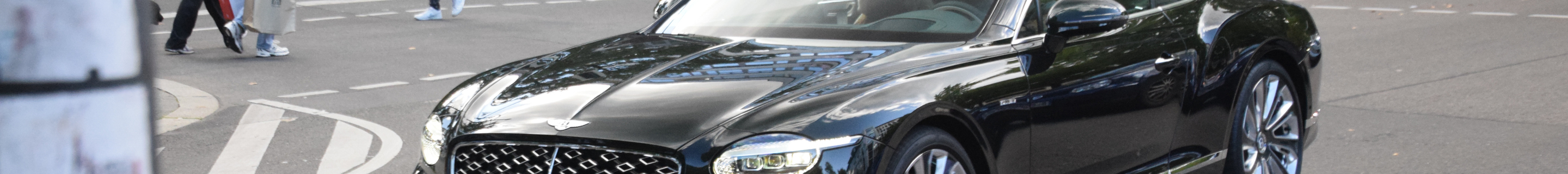 Bentley Continental GT Mulliner 2025