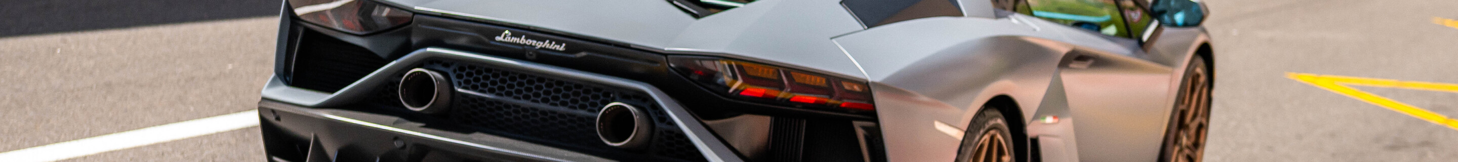 Lamborghini Aventador LP780-4 Ultimae Roadster