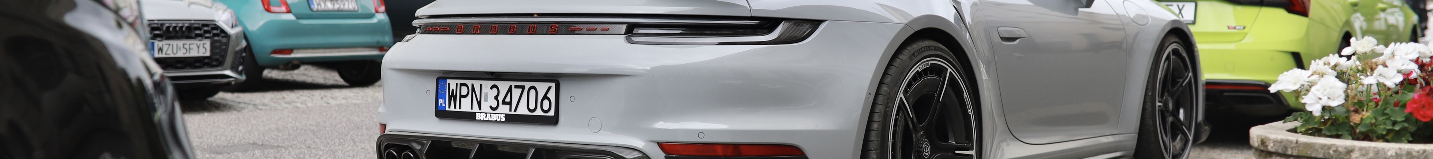 Porsche 992 Turbo S Cabriolet MkI Brabus 820