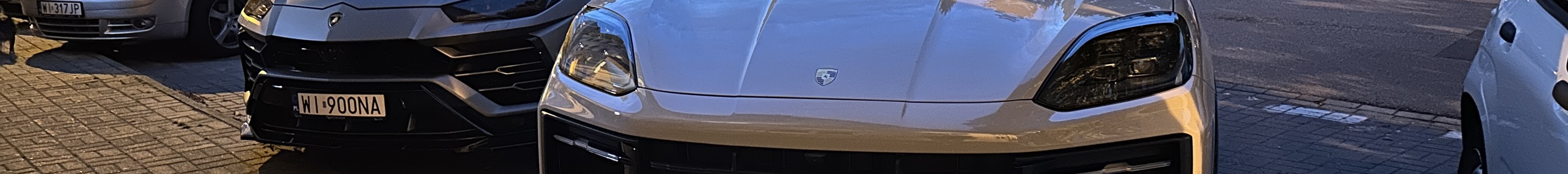 Porsche 9YA Cayenne GTS MkII