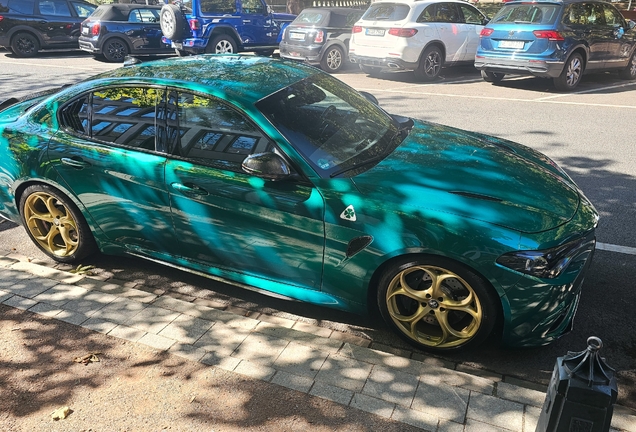 Alfa Romeo Giulia Quadrifoglio 2023