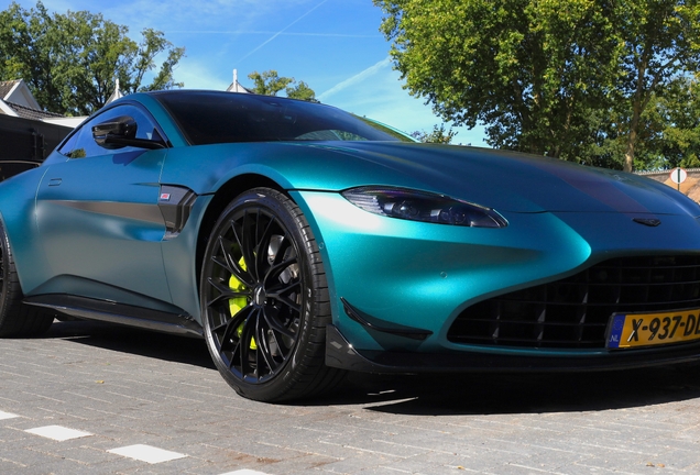 Aston Martin V8 Vantage Formula 1 Edition