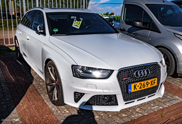 Audi RS4 Avant B8