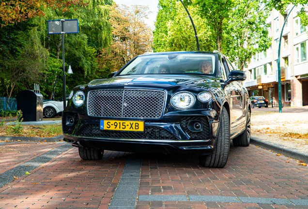 Bentley Bentayga Hybrid Azure