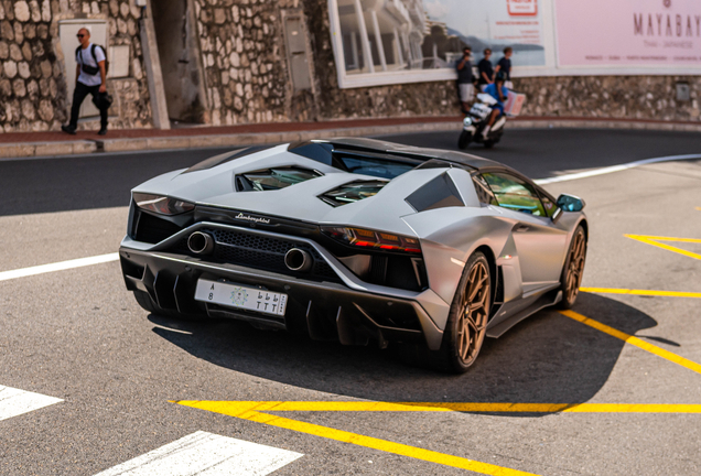 Lamborghini Aventador LP780-4 Ultimae Roadster