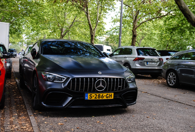 Mercedes-AMG GT 63 S X290
