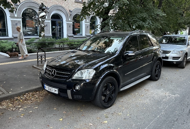 Mercedes-Benz ML 63 AMG W164