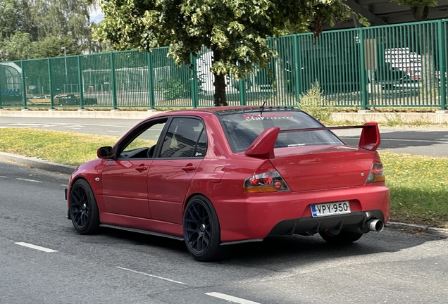 Mitsubishi Lancer Evolution IX