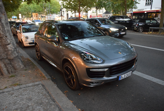 Porsche 958 Cayenne Turbo S MkII