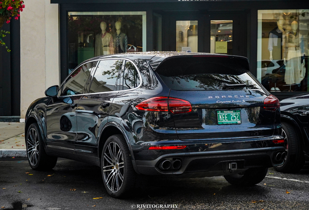 Porsche 958 Cayenne Turbo S MkII