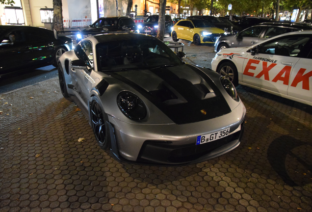 Porsche 992 GT3 RS MkI Weissach Package