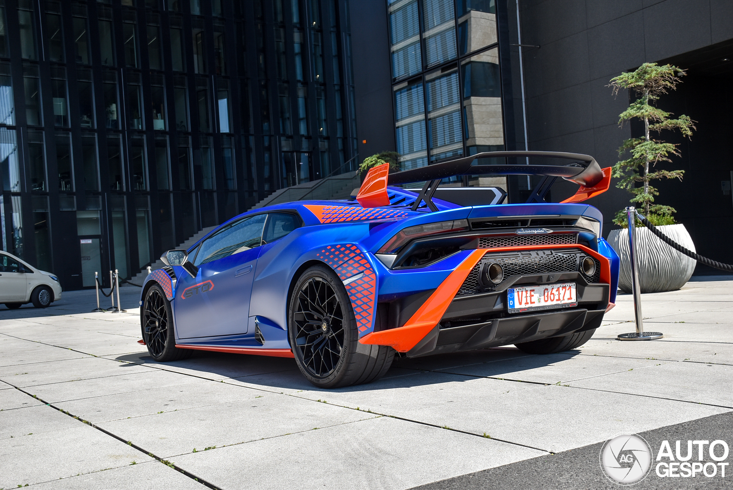 Lamborghini Huracán LP640-2 STO