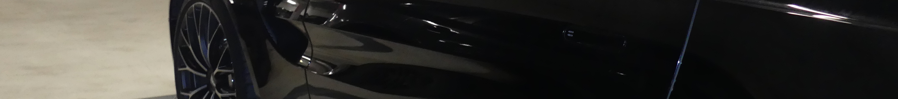 Aston Martin V8 Vantage Roadster 2020