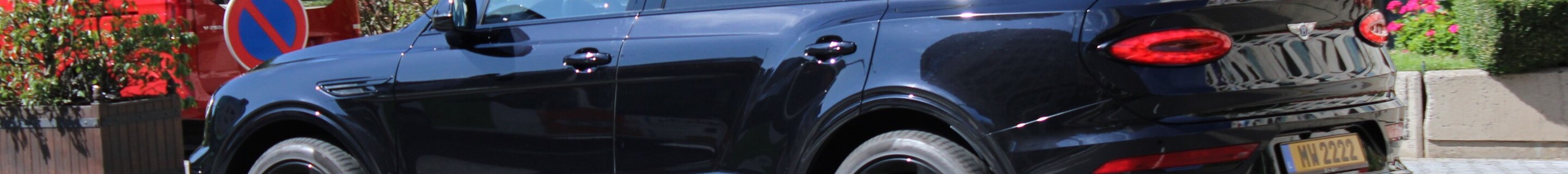 Bentley Bentayga V8 2021