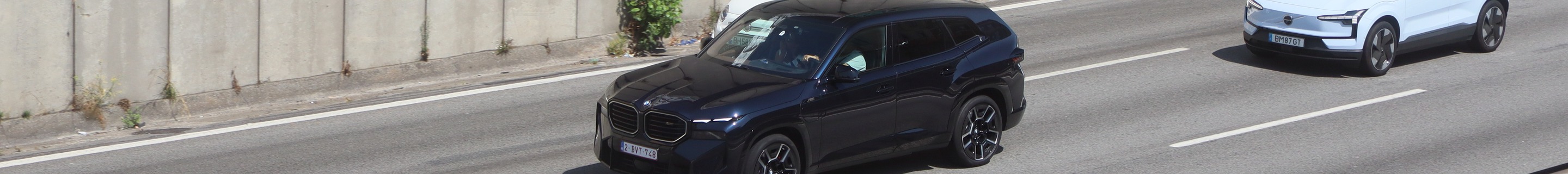 BMW XM G09