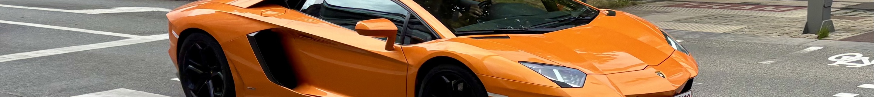 Lamborghini Aventador LP700-4
