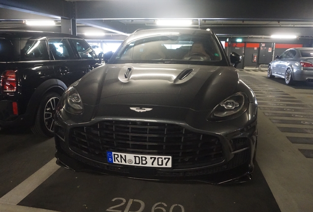 Aston Martin DBX707