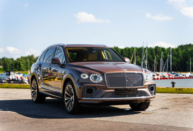 Bentley Bentayga Hybrid 2021