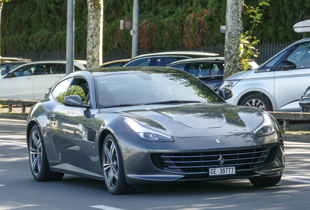 Ferrari GTC4Lusso
