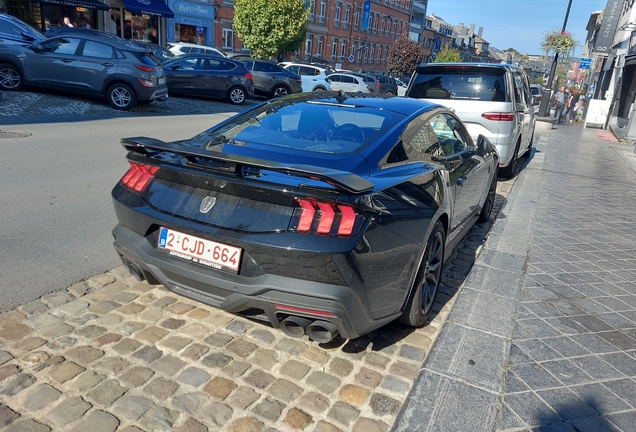 Ford Mustang Dark Horse 2024